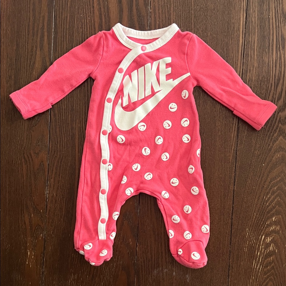 Nike footie